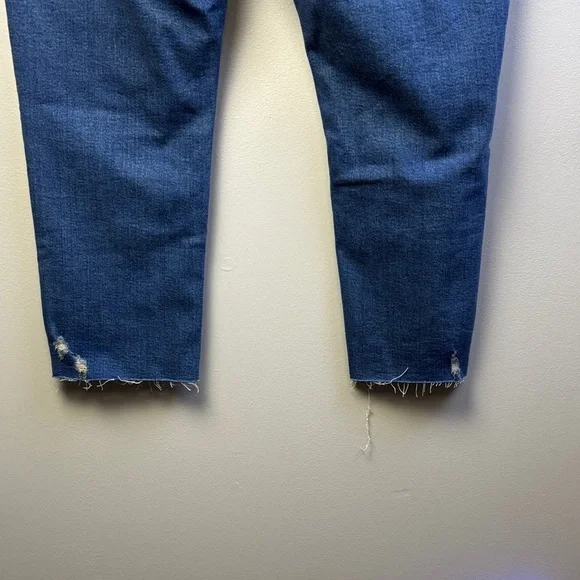 gap high rise distressed cigarette jeans Gap high-rise cigarette Blue Distressed Jeans size 20/35. New with tags